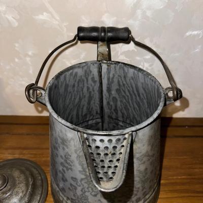 GRANITE WARE COFFEE POT AND ENAMEL KETTLE