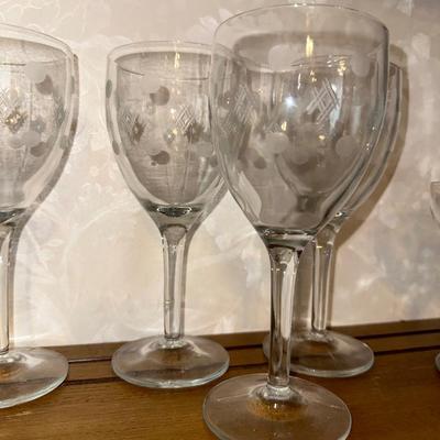 A COLLECTION OF ETCHED GLASSWARE