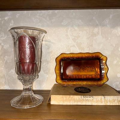 TIARA AMBER GLASS PLATE OF THE LAST SUPPER AND GLASS CANDLE HOLDER