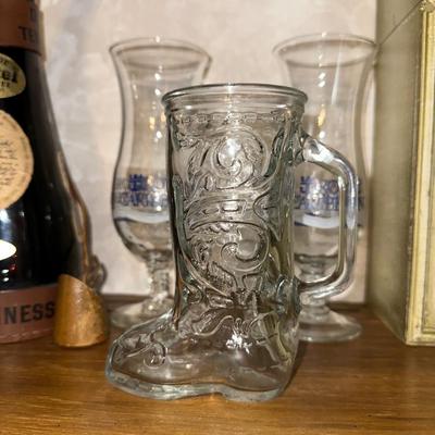 VARIETY OF BARWARE