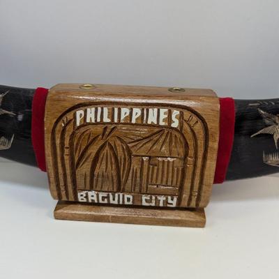 Vintage Philippines Wood Pen Pencil Holder Hand Carved & Engraved Horns