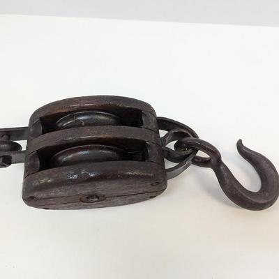Vintage Large Wood Block & Tackle Pulley With Hook