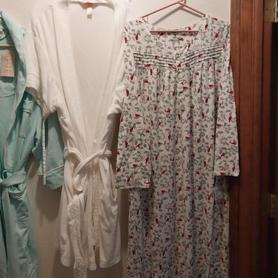 Night Garments with Tags