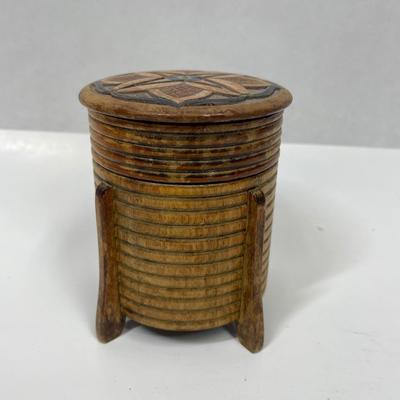 Round Wooden trinket Box
