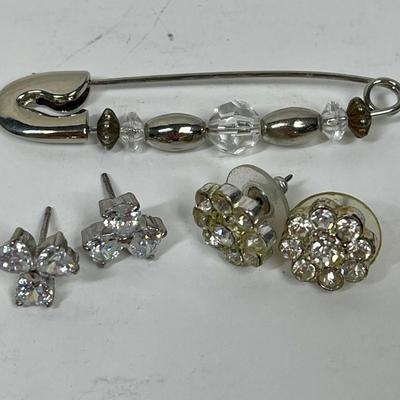 Silvertone Jewelry Lot: 2 Pair Earrings and Safety-Pin Brooch