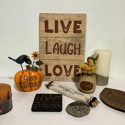 Live Laugh Love, give thanks decor