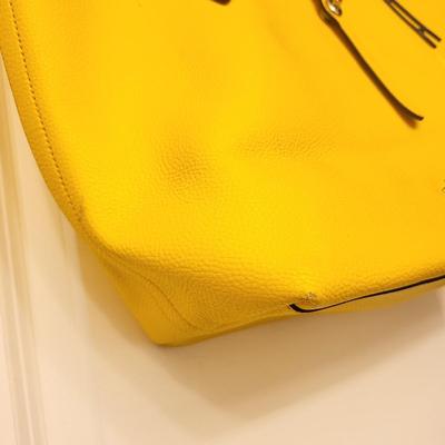 Pebbled Yellow Leather COACH Tote (Read)