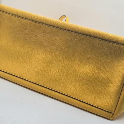 Pebbled Yellow Leather COACH Tote (Read)