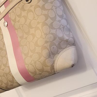 Tan Coach Signature Chelsey Tote Bag (Read)