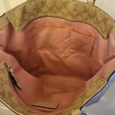 Tan Coach Signature Chelsey Tote Bag (Read)