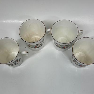 Vintage Rosewood China Noel Fine Bone China Christmas mugs / cups