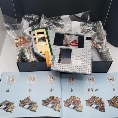 Friends Central Perk Lego Set (Open Box)