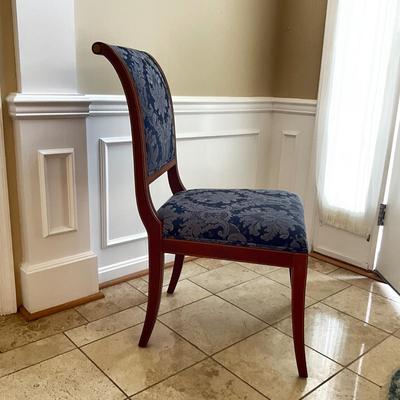 001 Large KINDEL Furniture Co. National Trust Collection Mahogany Table & 8 Chairs
