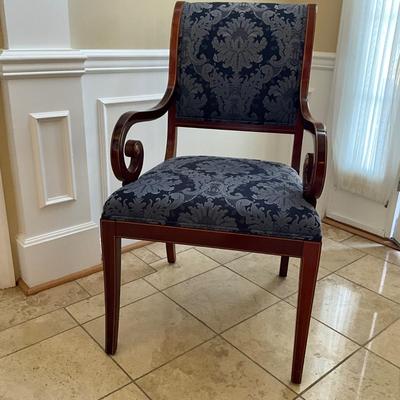 001 Large KINDEL Furniture Co. National Trust Collection Mahogany Table & 8 Chairs