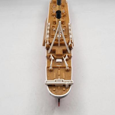 Rare R.M.S. Titanic Breakaway Ship Model 16"