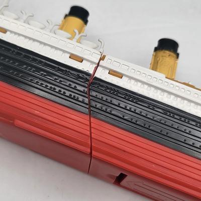 Rare R.M.S. Titanic Breakaway Ship Model 16"