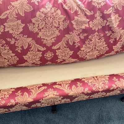 004 Vintage Hickory Furniture Co. Mahogany Sheraton Style Sofa