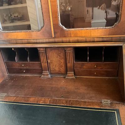 006 Antique Mahogany Secretary Desk
