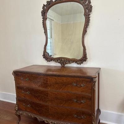 Antique Victorian Dresser