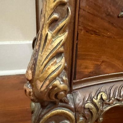 Antique Victorian Dresser
