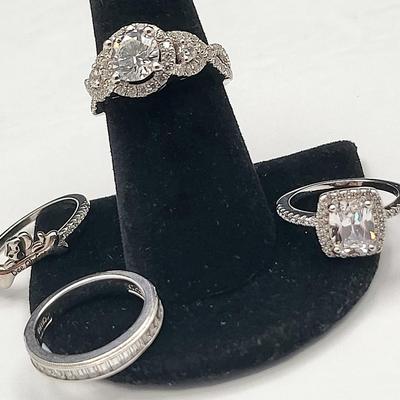 Four Clear Stone Fashion Rings 925