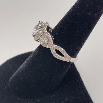 Four Clear Stone Fashion Rings 925