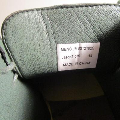 Chukka Boots men's size 14, green, and 1 pkg Dr. Scholl's insoles