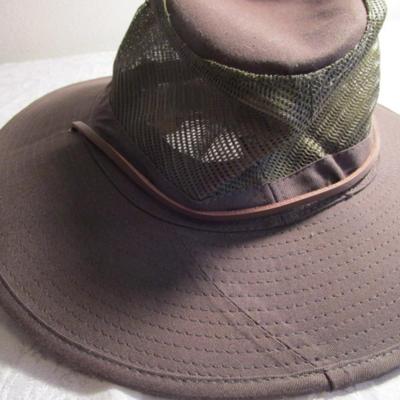 Khaki green canvas & mesh fishing hat - one size fits all; brown Q Headwear Explorer/Safari hat size L/XL