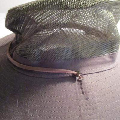 Khaki green canvas & mesh fishing hat - one size fits all; brown Q Headwear Explorer/Safari hat size L/XL