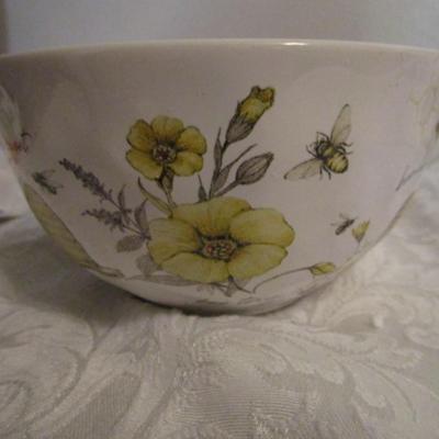 Certified International ceramic bowls, set of 4 with Bee design