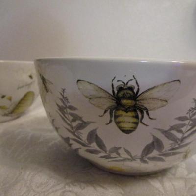 Certified International ceramic bowls, set of 4 with Bee design