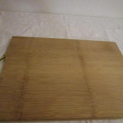 Mehausa wood cutting board with handle