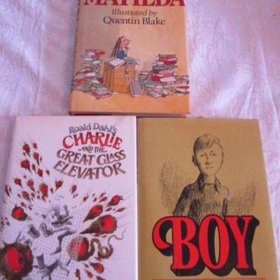 3 childdren's books by Roald Dahl