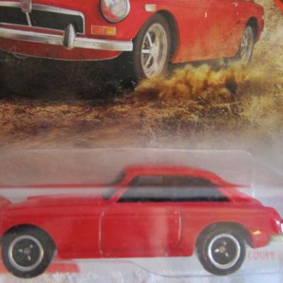 2 Matchbox cars, new in package