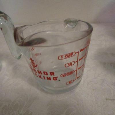 Measuring cups, 2 are glass one is plastic, set of stainless steel