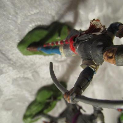 Medieval warriors & crossbow (figurines)