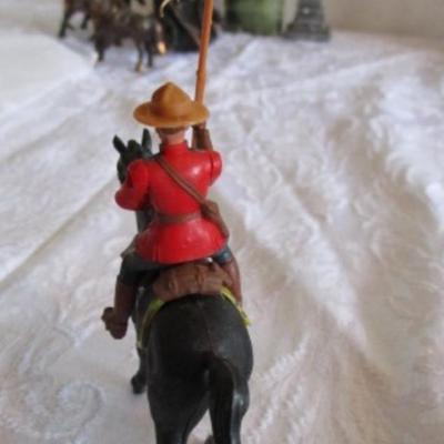 Britains LTD Canadian Mounties,  RCMP Mounted Rider and RCMP figure