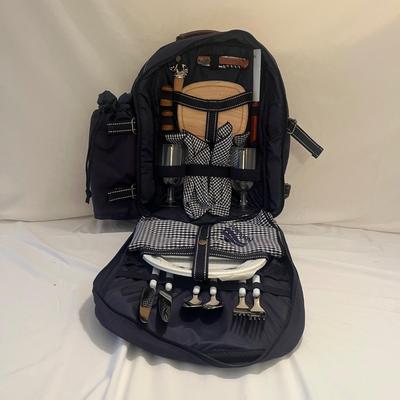 Eddie Bauer & Picnic at Ascot Picnic Sets (LR-MG)