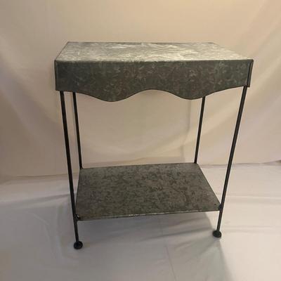 Metal Side Table (LR-MG)