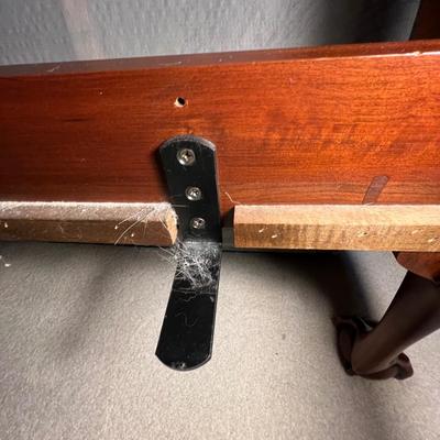Four Poster Bed With Claw Feet and Posturepedic (PB-RG)