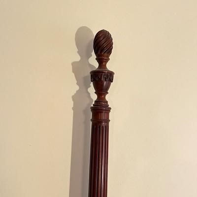 Four Poster Bed With Claw Feet and Posturepedic (PB-RG)