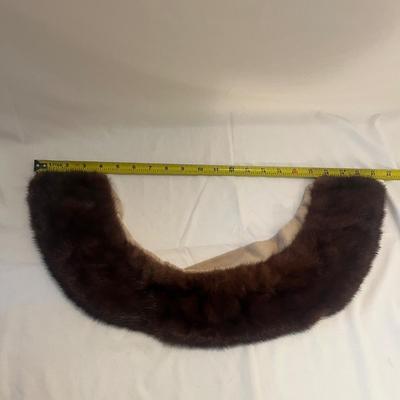 Fur Hat & Collar (LR-MG)