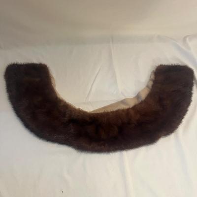 Fur Hat & Collar (LR-MG)