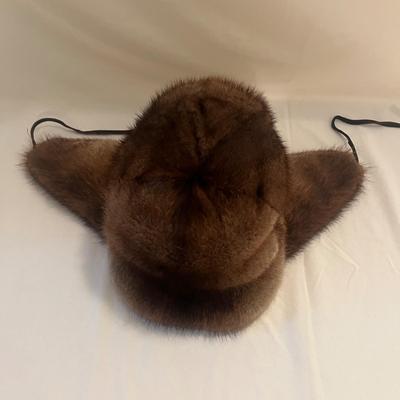 Fur Hat & Collar (LR-MG)