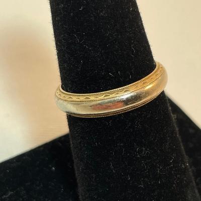 14k Wedding Band & Heart-Shaped Necklace (K-SS)