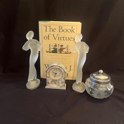 Mario Narcisi Glass Figurines, Linden Clock & More (LR-MG)