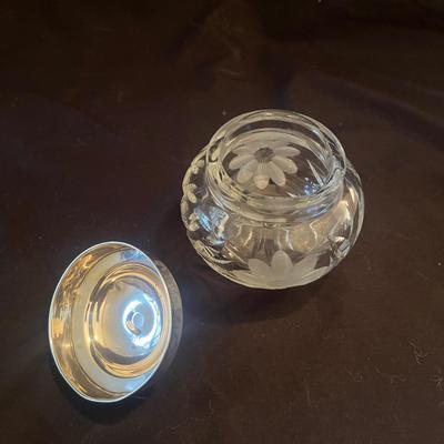 Mario Narcisi Glass Figurines, Linden Clock & More (LR-MG)