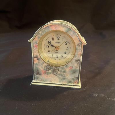 Mario Narcisi Glass Figurines, Linden Clock & More (LR-MG)