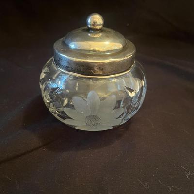 Mario Narcisi Glass Figurines, Linden Clock & More (LR-MG)