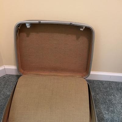 Samsonite Hard Sided Suitcase & More (BSC-MG)